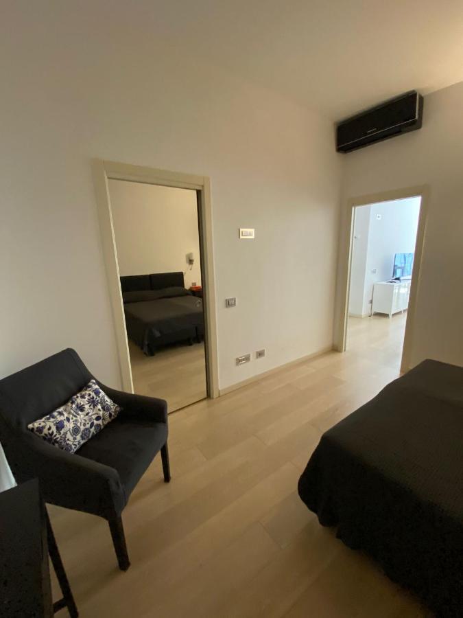 Lovely Apartment In The New Porta Nuova Area Milaan Buitenkant foto