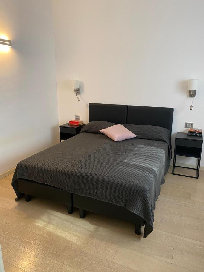 Lovely Apartment In The New Porta Nuova Area Milaan Buitenkant foto