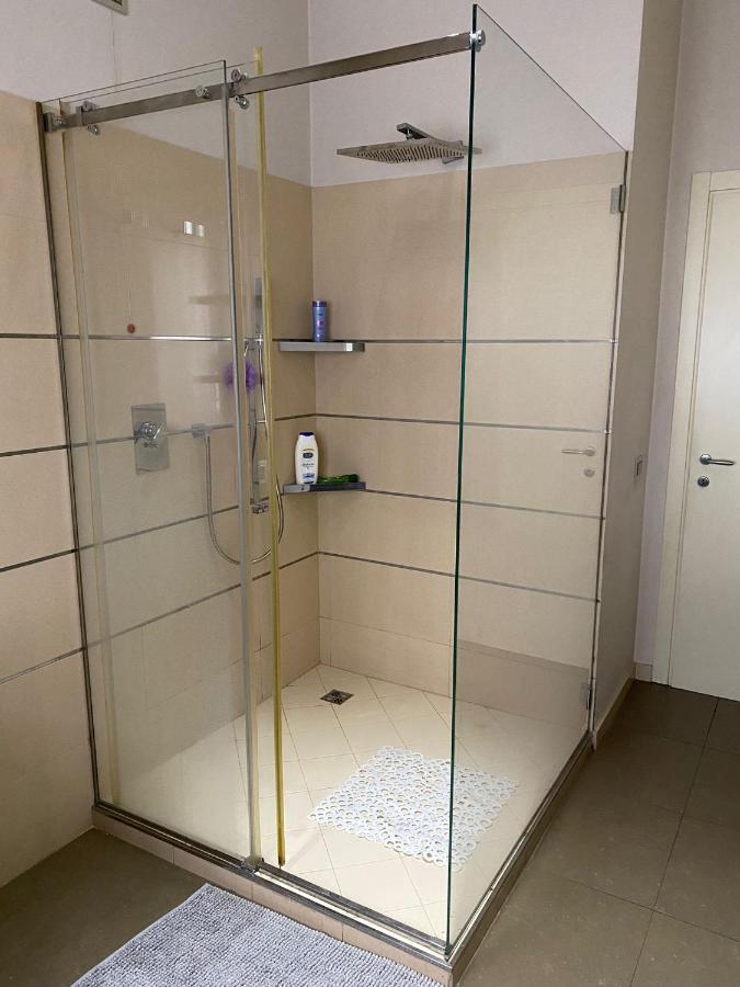 Lovely Apartment In The New Porta Nuova Area Milaan Buitenkant foto